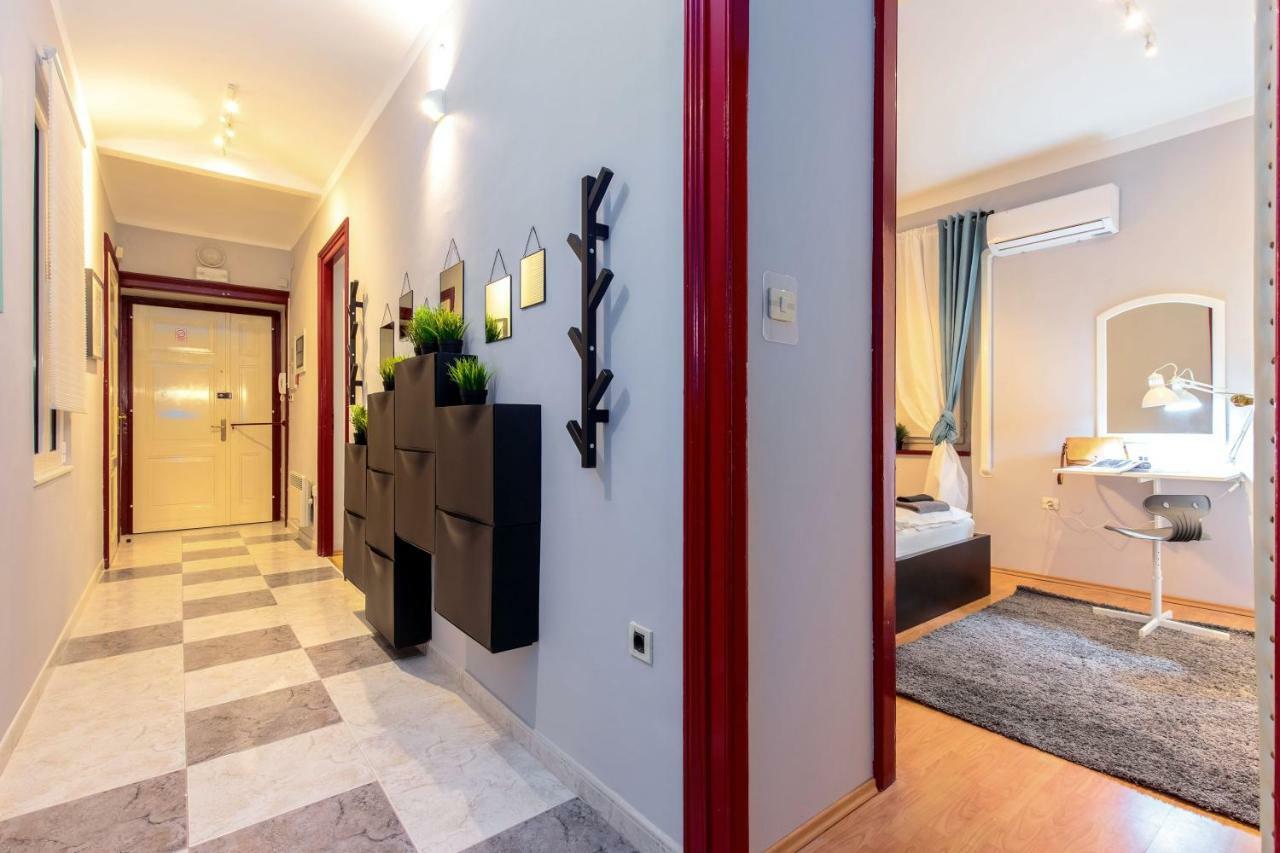 Apartment Dolac In Center Of Town Rijeka Eksteriør billede